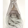 Baby wieg beige dekentje en kussen in berenvorm