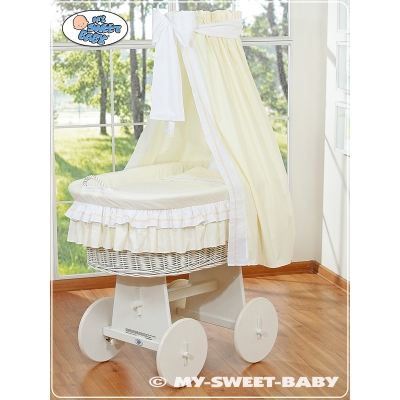 Babywieg op Wielen / Rieten Wieg met Hemeltje Ivoor Bellamie