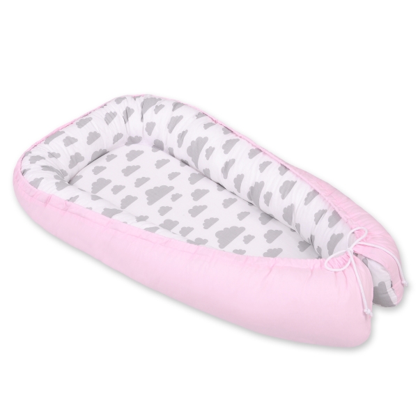 Babynestje Roze Grijs Wolken