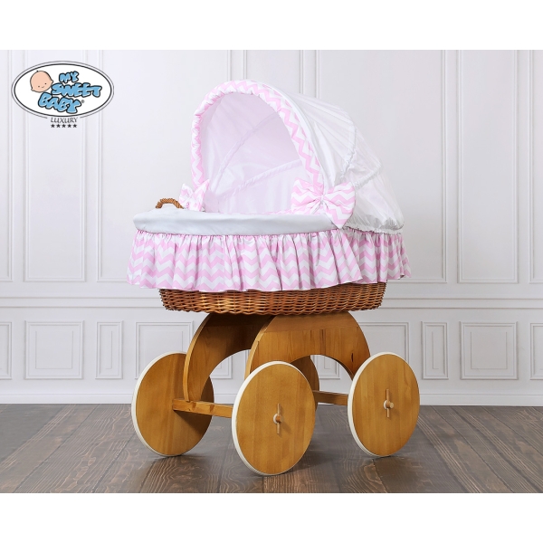 Babywieg op Wielen / Rieten en Houten Wieg - met Kap - Beddengoed Roze Hanna