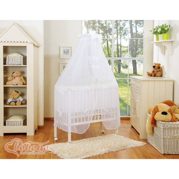 Babywieg aan bed