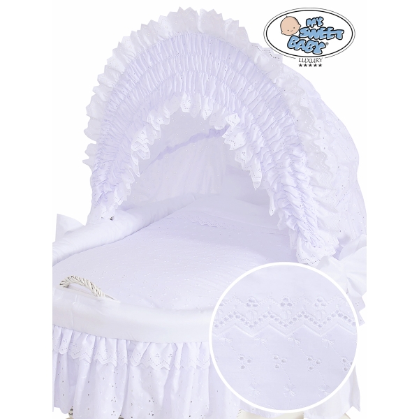 Rieten Wieg  met Kap met Beddengoedset voor Baby  Charlotte