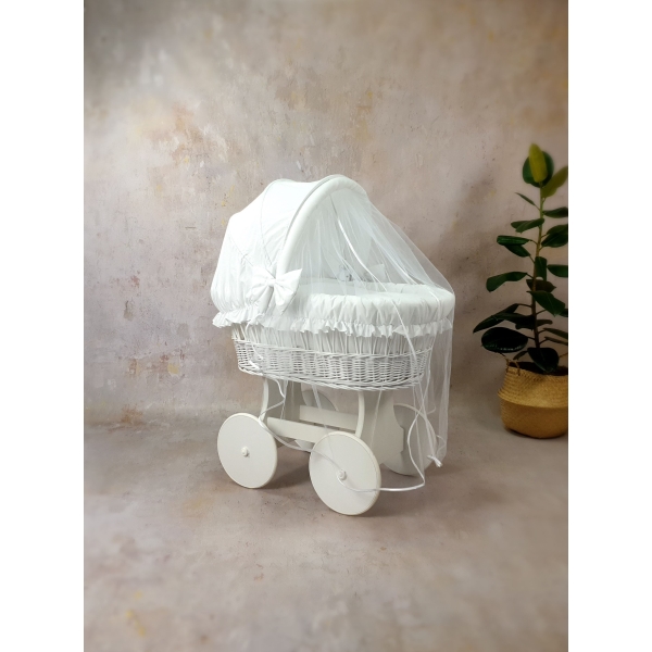 Tijdloze witte wiegbekleding XL voor een ruime babywieg